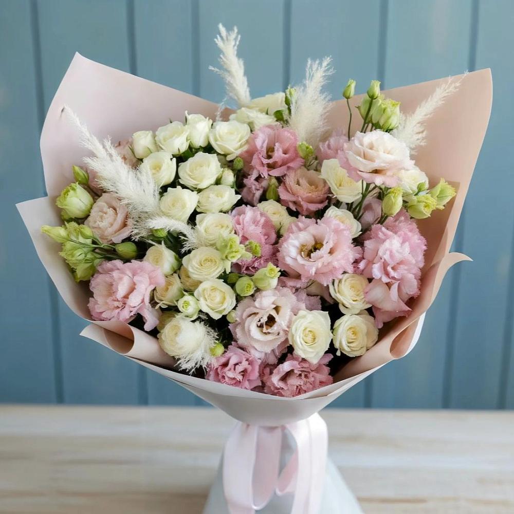 Букет цветов из: Альстромерии и Розы в Россоше