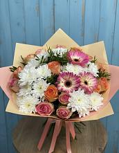 Букет цветов из:  Розы, Герберы и Хризантемы в Россоше