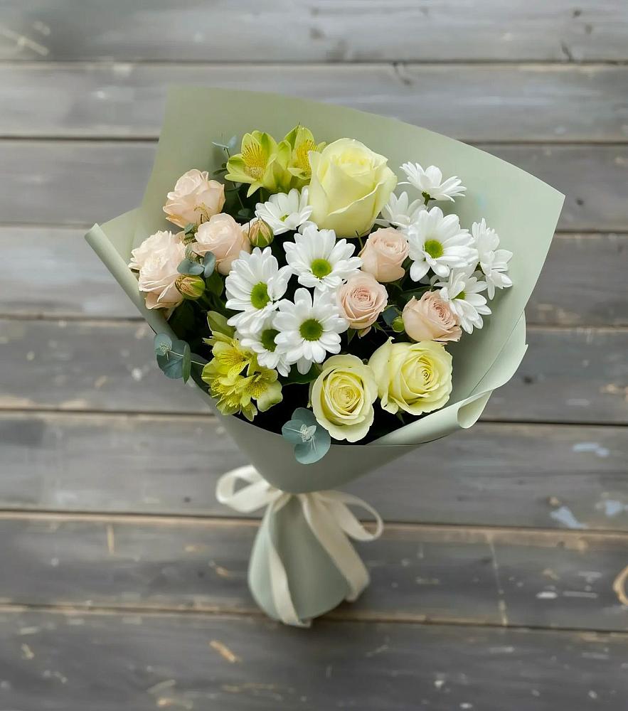 Букет цветов из: Альстромерии, Розы и Хризантемы в Россоше