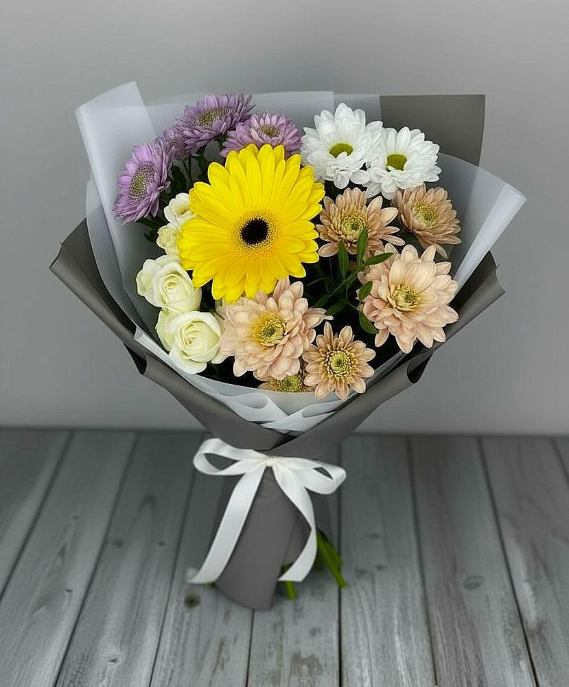 Букет цветов из: Розы, Герберы и Хризантемы в Россоше